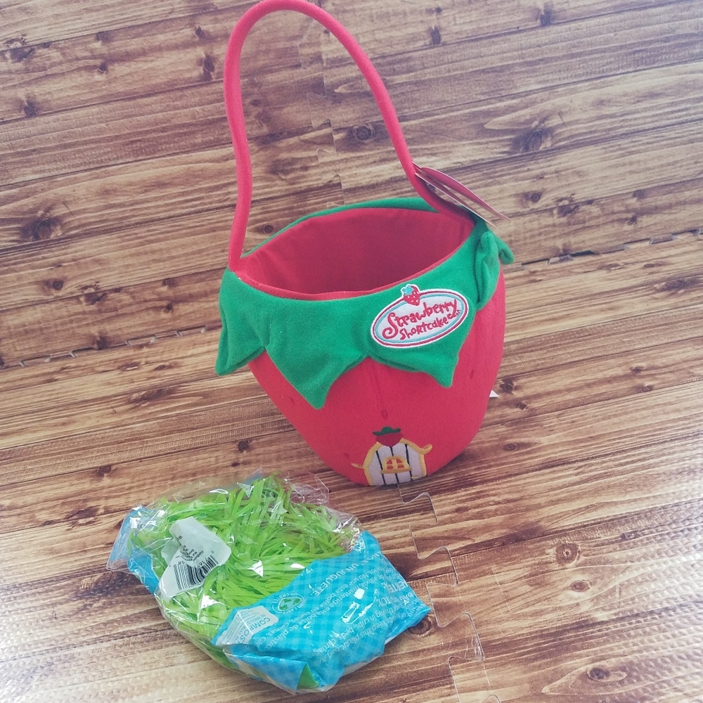 American Greetings Strawberry Shortcake Kids Easter Basket Tote